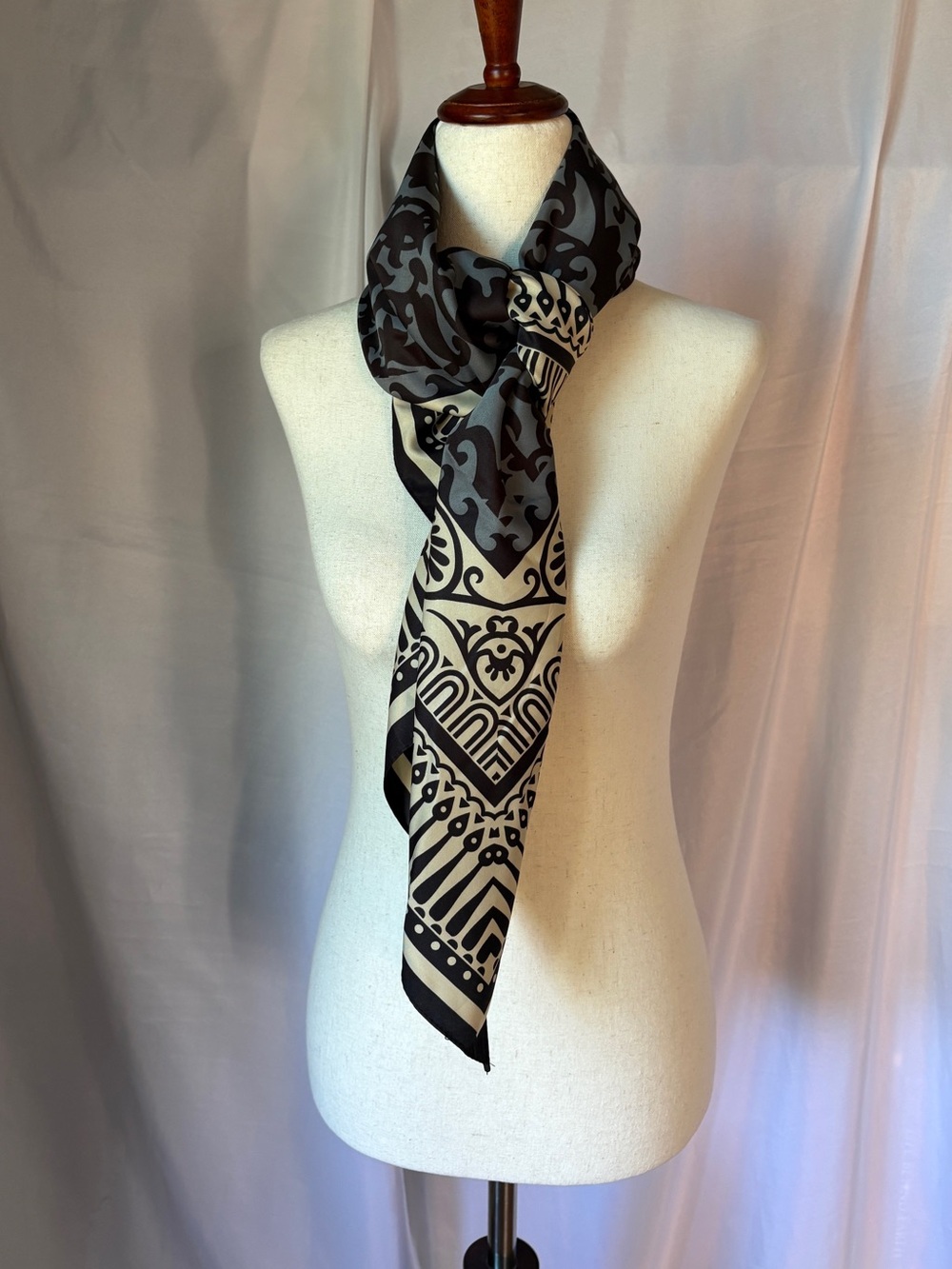 Cejon scarf